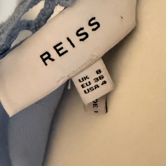 Reiss stunning blue dress size 4 never worn
Open back with tie - Picture 14 of 16